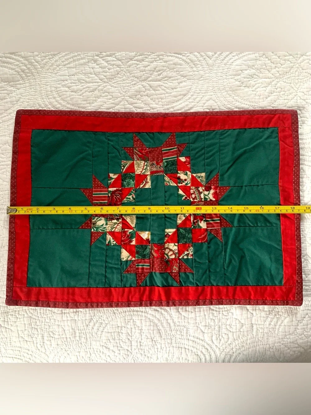 Set of 2 Vintage Quilted Christmas Placemats American Pacific Dining Cloth